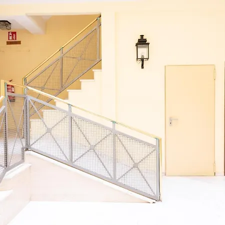 Tourist House Casa Pilatos *